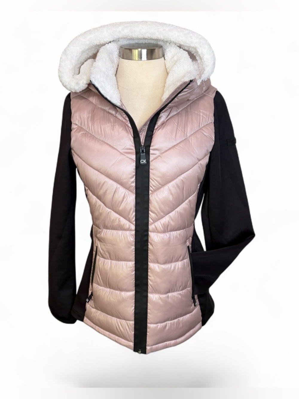 CALVIN KLEIN PERFORMANCE Women’s‎ Active Hooded Quilted Puffer Jacket, Medium